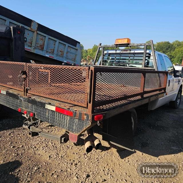 Image of Ford F-250 equipment image 2