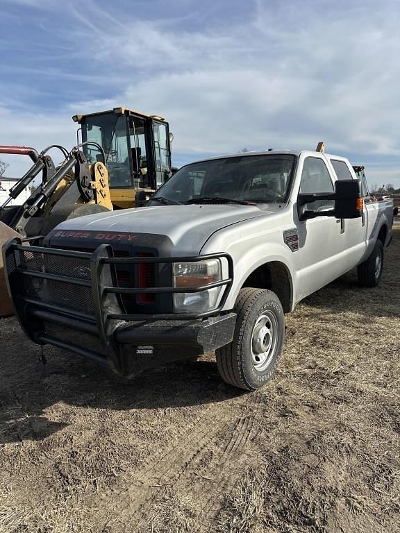 Image of Ford F-250 equipment image 1