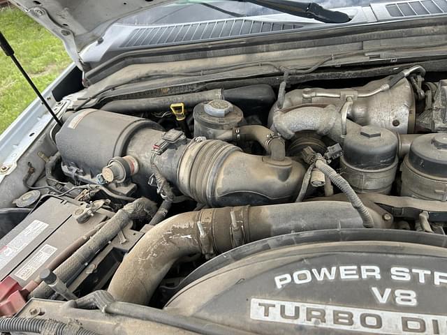 Image of Ford F-250 equipment image 4