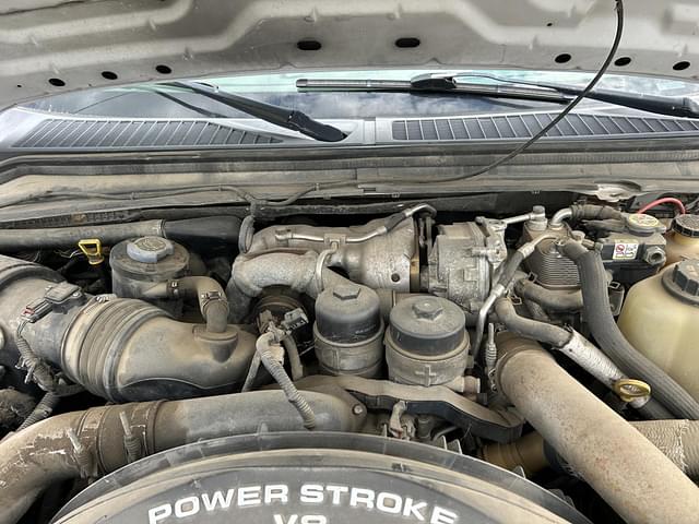 Image of Ford F-250 equipment image 3
