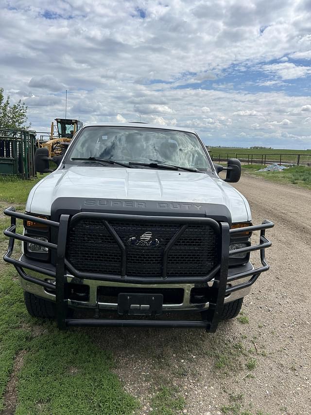 Image of Ford F-250 equipment image 1