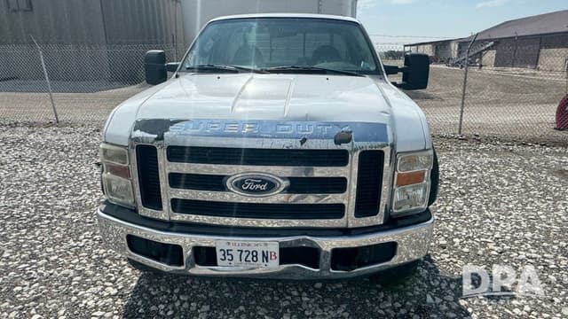 Image of Ford F-250 equipment image 3