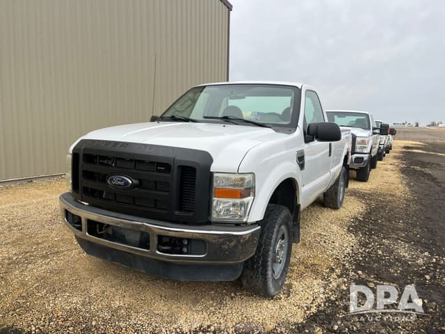 Image of Ford F-250 equipment image 1