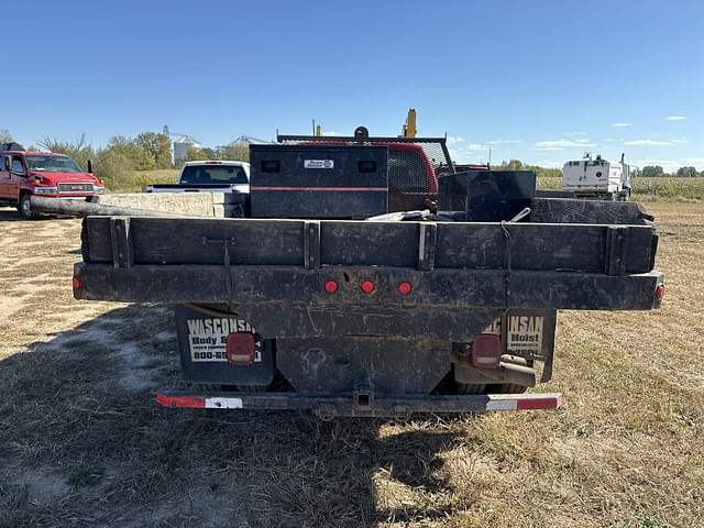 Image of Ford F-350 equipment image 3