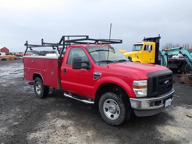 Image of Ford F-350 equipment image 1