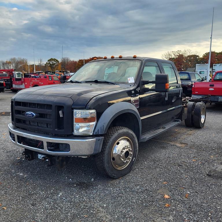 Image of Ford F-350 Primary image