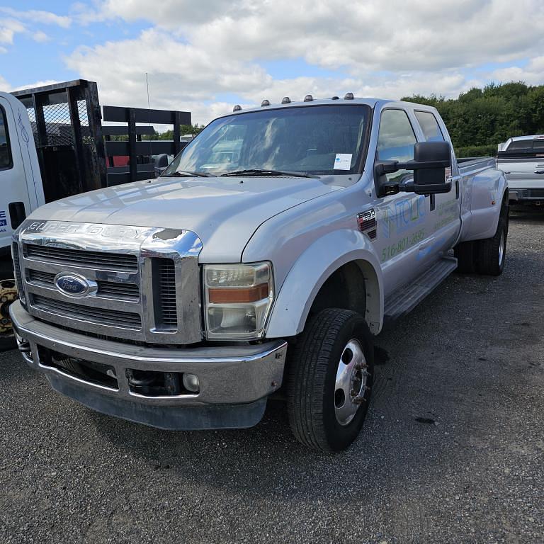 Image of Ford F-350 Primary image