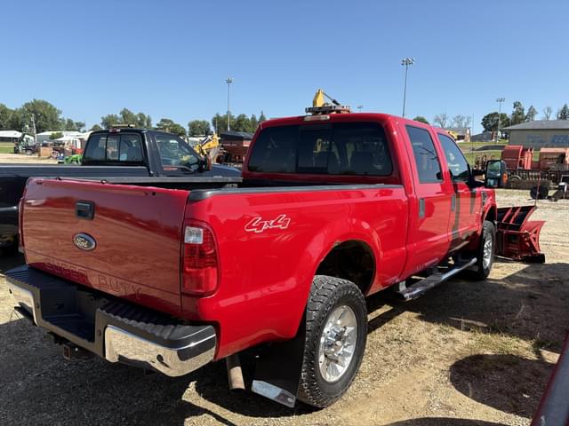 Image of Ford F-350 equipment image 3