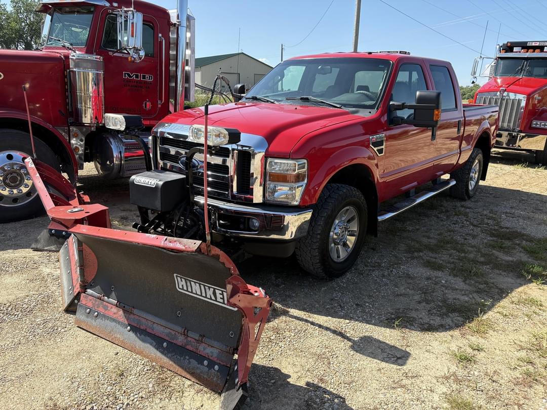 Image of Ford F-350 Primary image