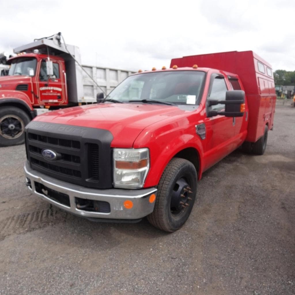 Image of Ford F-350 Primary image