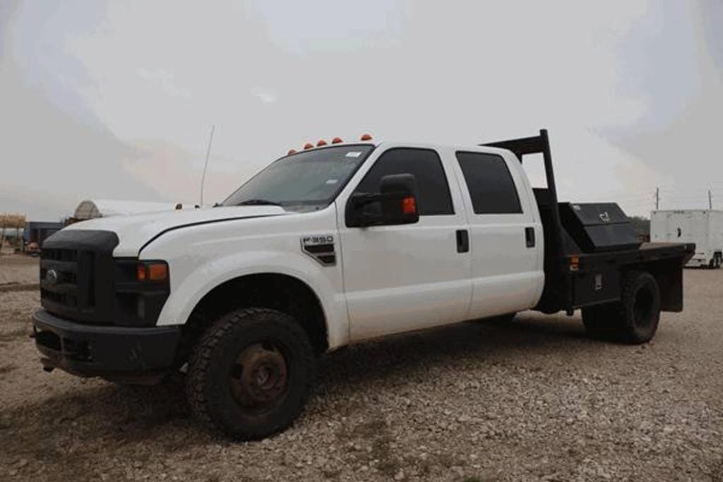 2008 Ford F-350 Equipment Image0