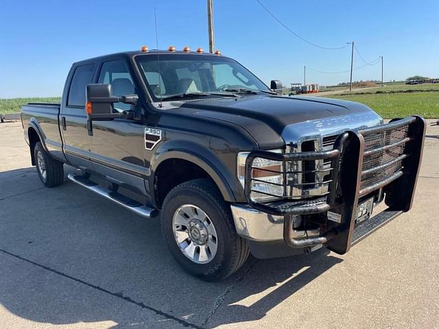 Image of Ford F-350 equipment image 1