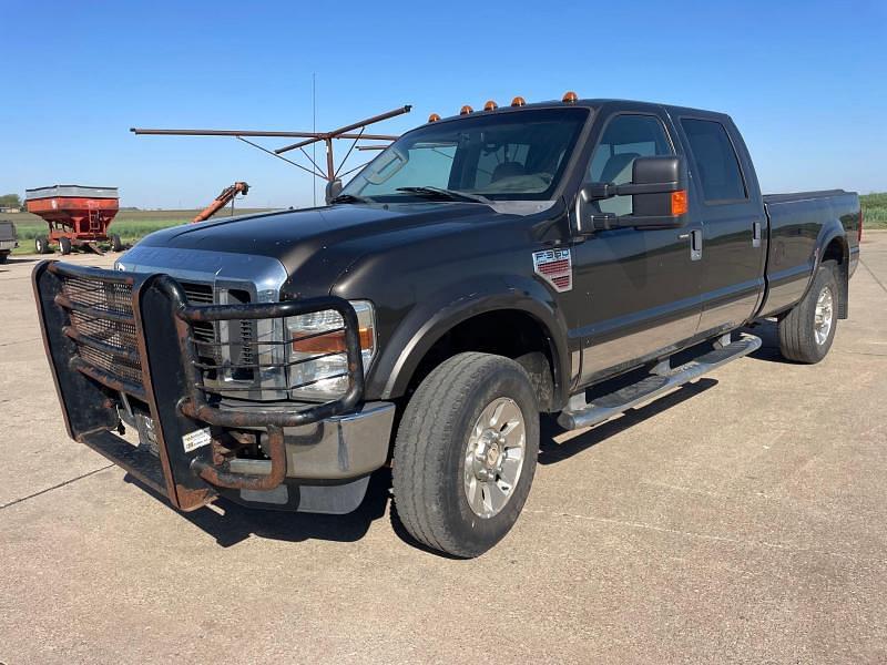 Image of Ford F-350 Primary image