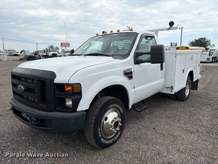 Image of Ford F-350 Primary image