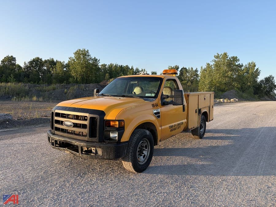Image of Ford F-350 Primary image