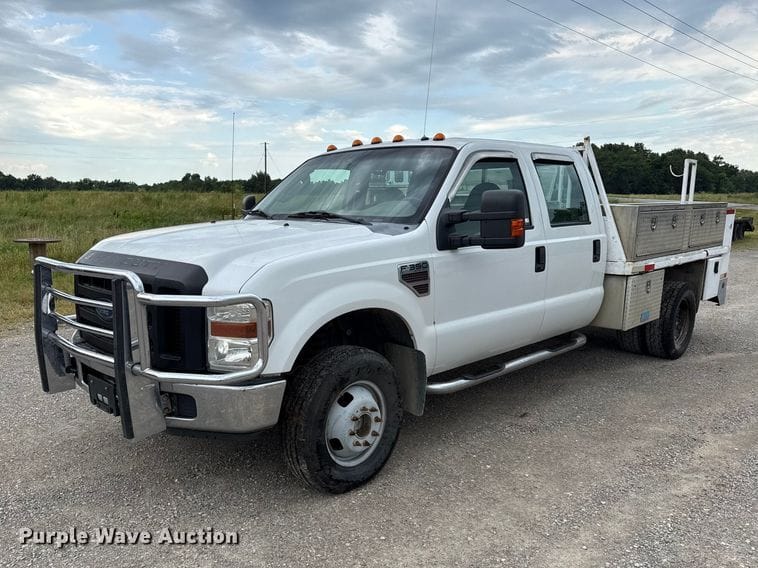2008 Ford F-350 Equipment Image0