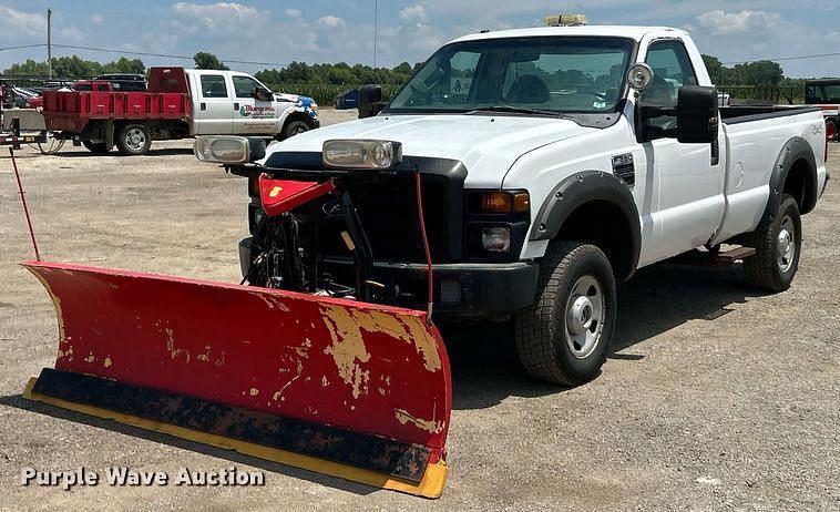 Image of Ford F-350 Primary image
