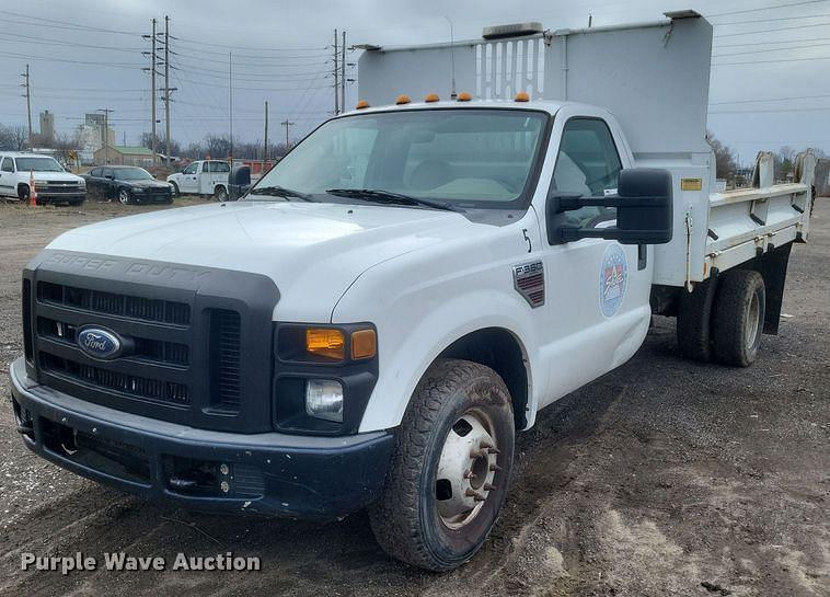 Image of Ford F-350 Primary image