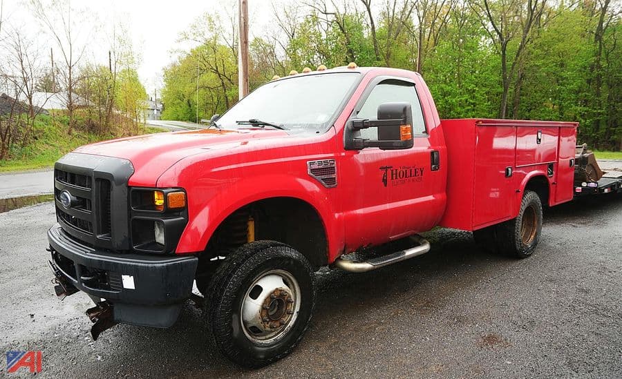 Image of Ford F-350 Primary image