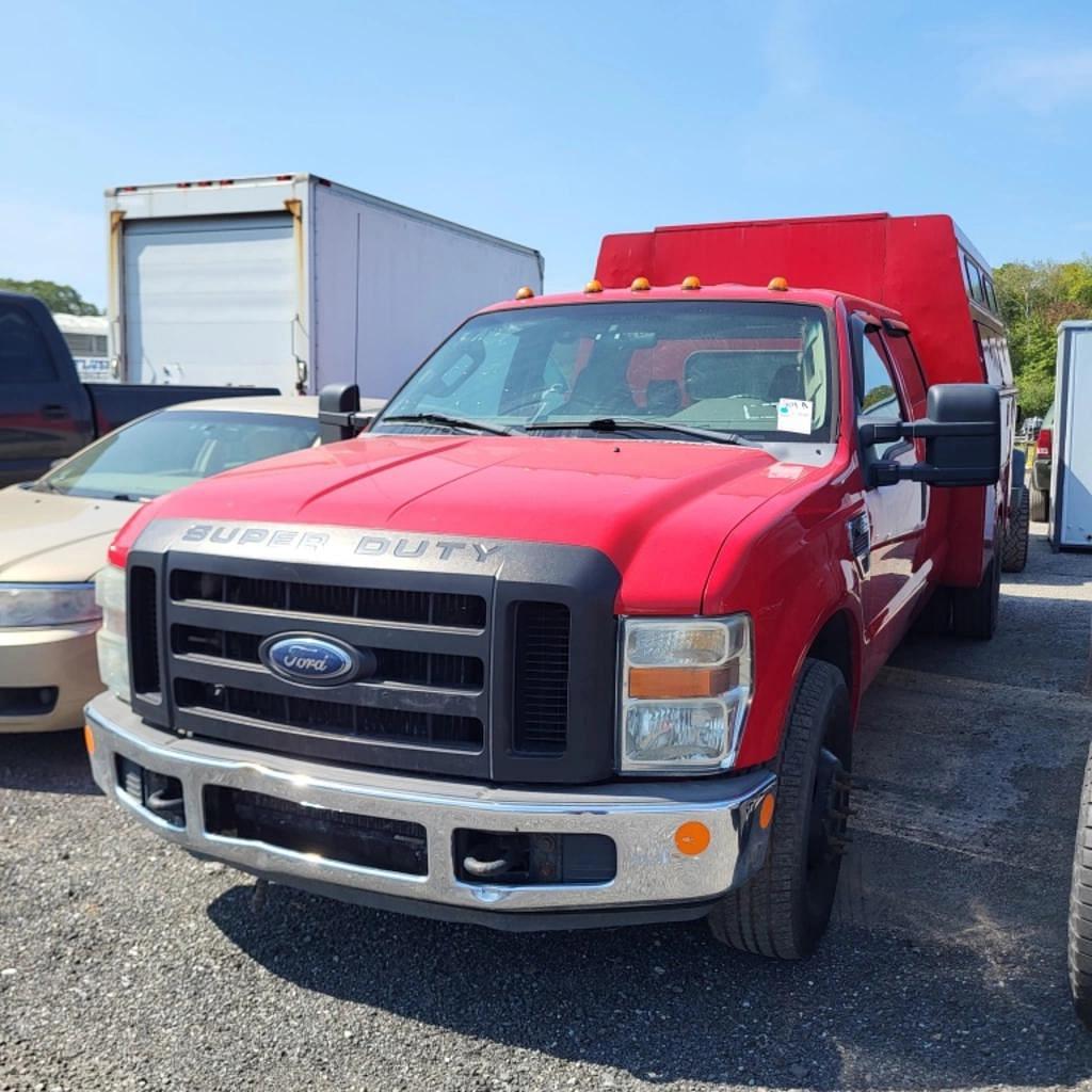 Image of Ford F-350 Primary image