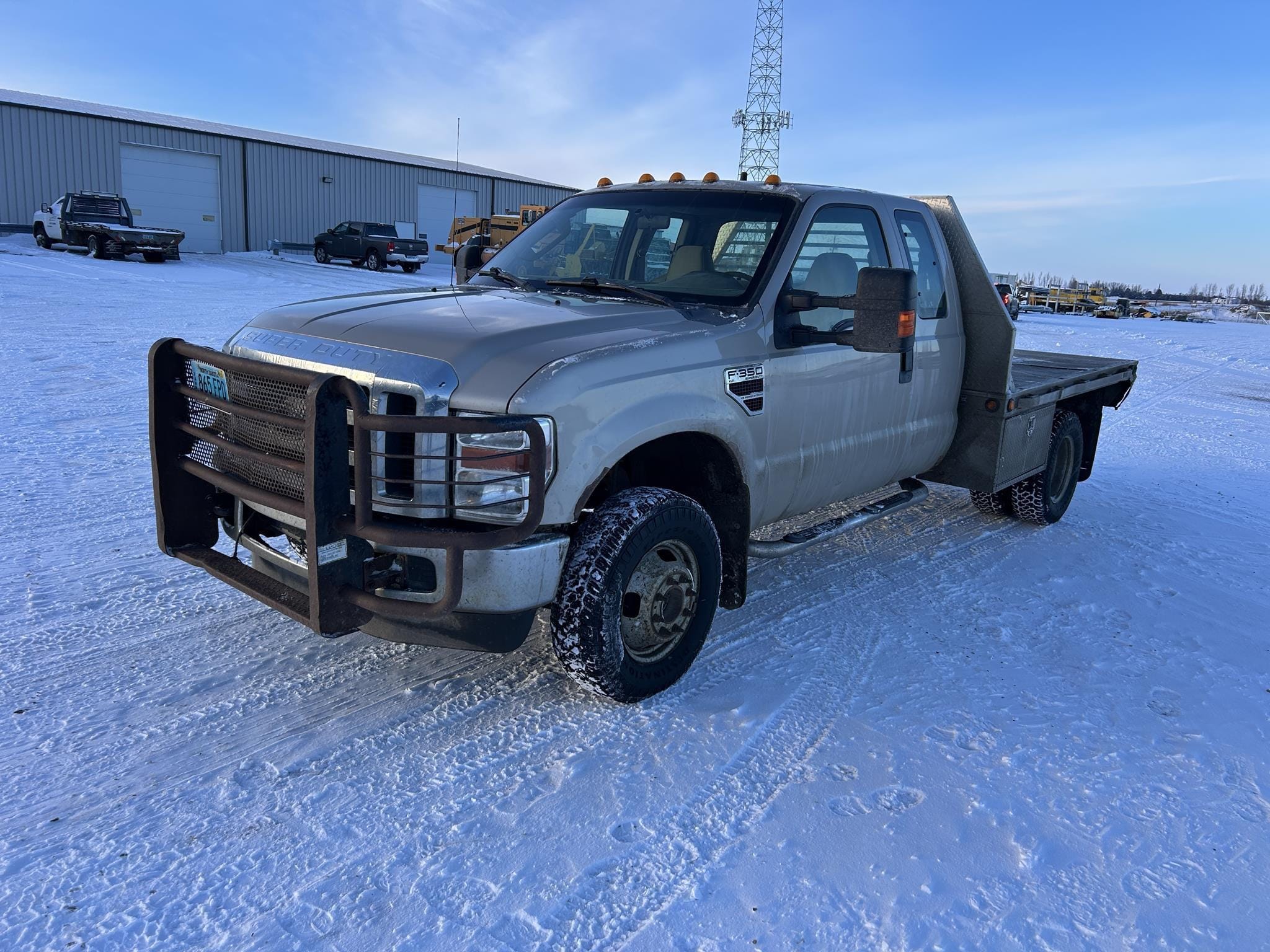 2008 Ford F-350 Equipment Image0