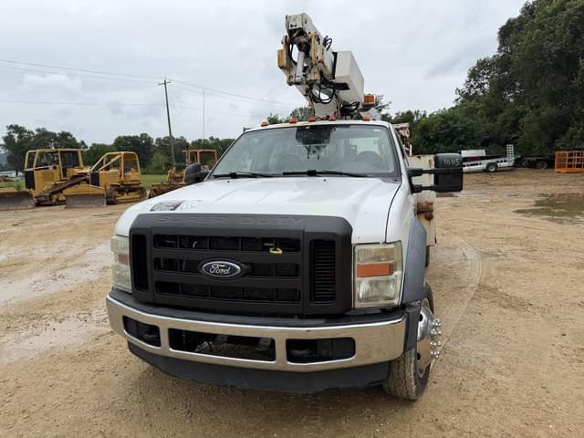 Image of Ford F-450 equipment image 1