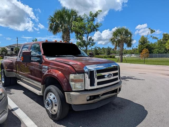 Image of Ford F-450 equipment image 4