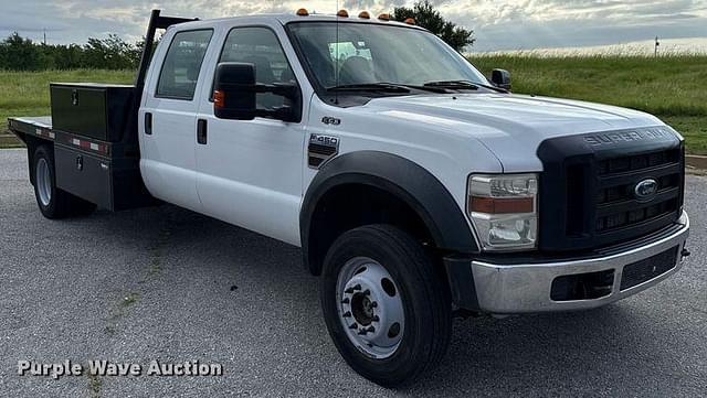 Image of Ford F-450 equipment image 2