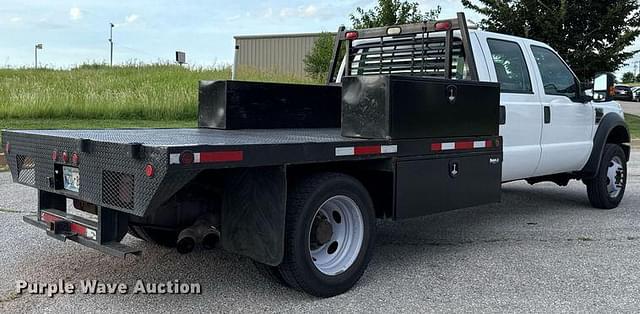 Image of Ford F-450 equipment image 4