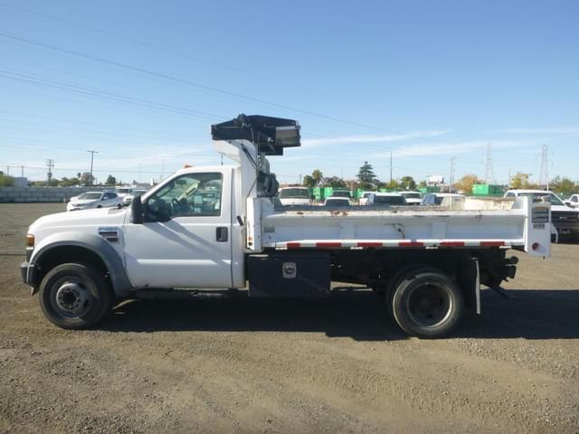 Image of Ford F-450 equipment image 4