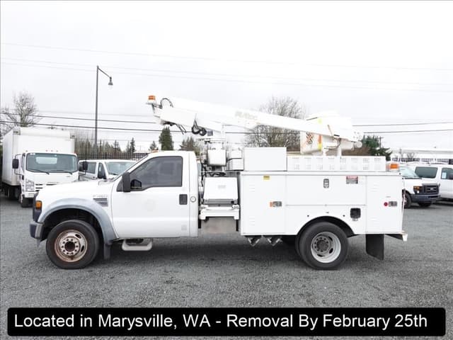 Image of Ford F-450 equipment image 3