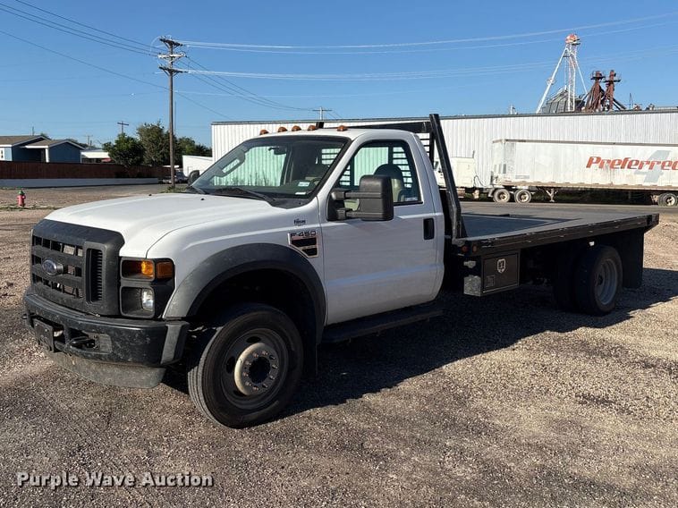 2008 Ford F-450 Equipment Image0