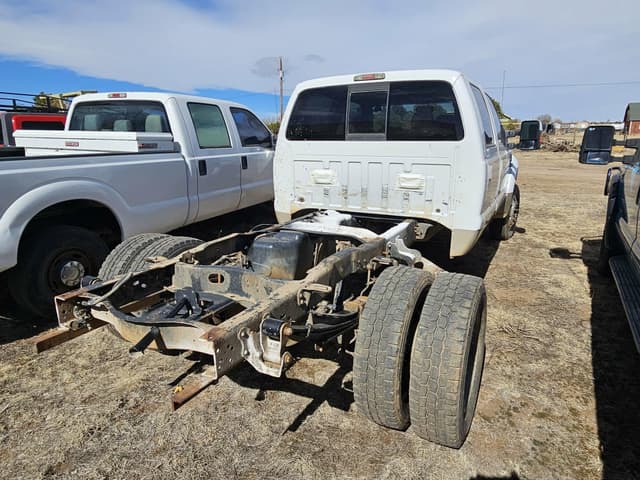 Image of Ford F-450 equipment image 2