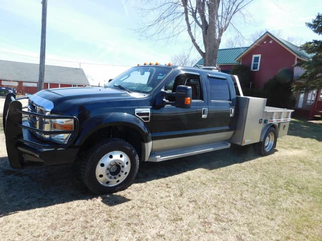 Image of Ford F-450 equipment image 1