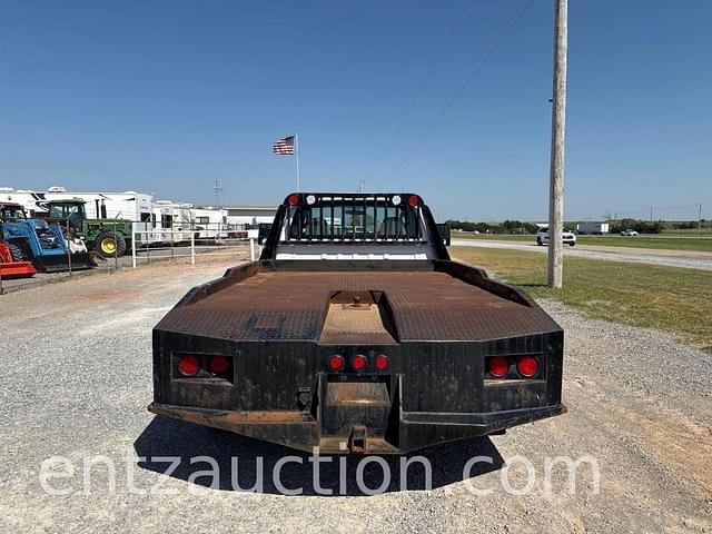 Image of Ford F-450 equipment image 3