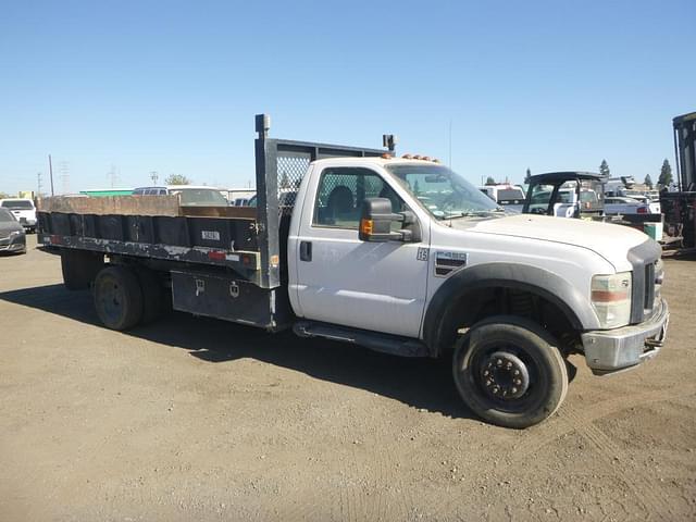 Image of Ford F-450 equipment image 1