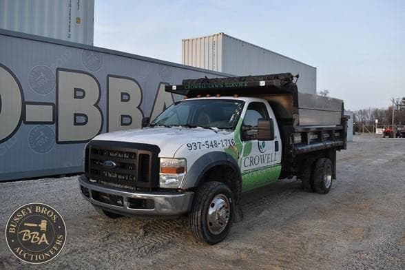 Image of Ford F-450 Primary image