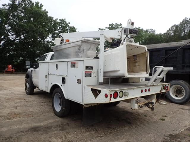 Image of Ford F-450 equipment image 1