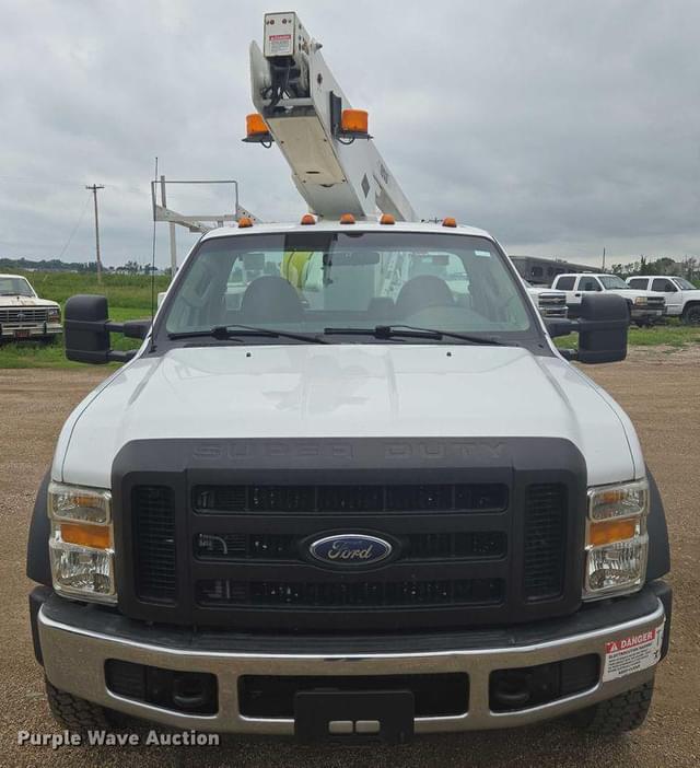 Image of Ford F-450 equipment image 1
