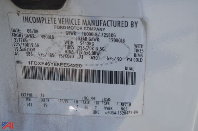 Image of Ford F-450 equipment image 4