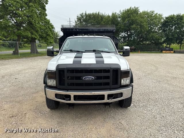 Image of Ford F-450 equipment image 1