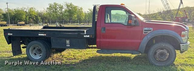 Image of Ford F-450 equipment image 3