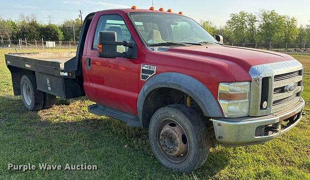 Image of Ford F-450 equipment image 2