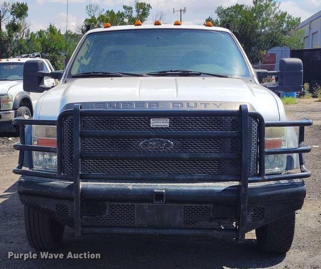 Image of Ford F-450 equipment image 1