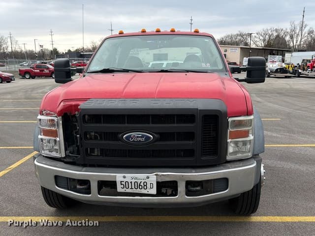 Image of Ford F-450 equipment image 1