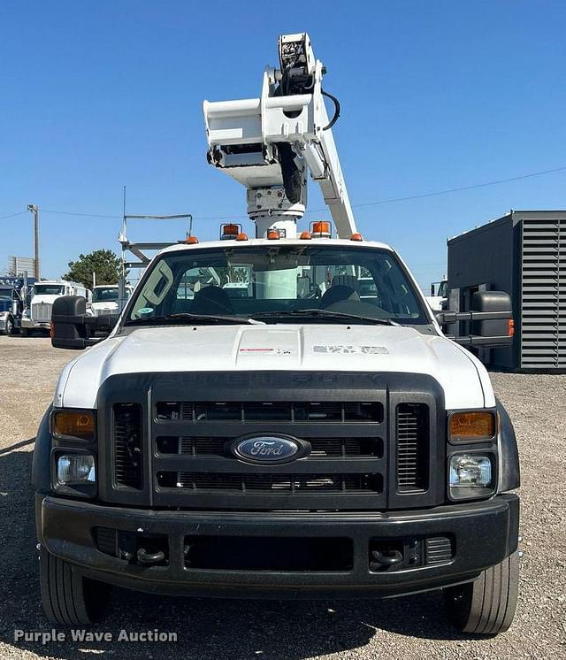 Image of Ford F-450 equipment image 1