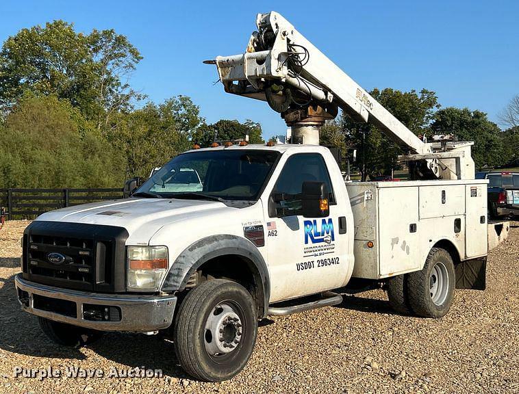 Image of Ford F-450 Primary image