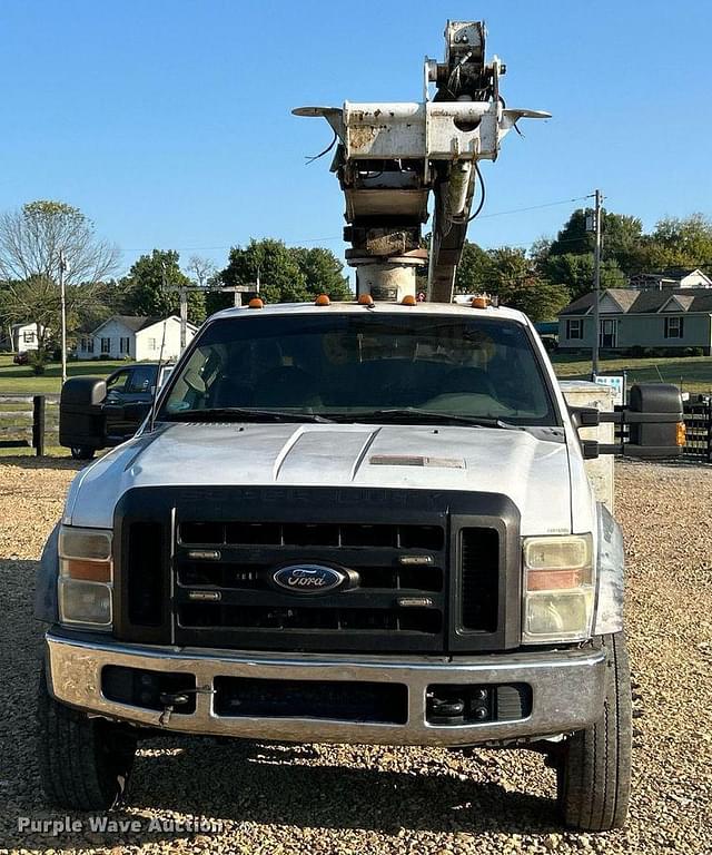 Image of Ford F-450 equipment image 1