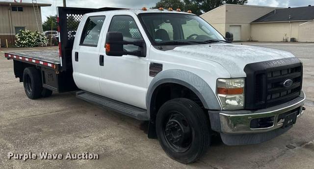 Image of Ford F-450 equipment image 2