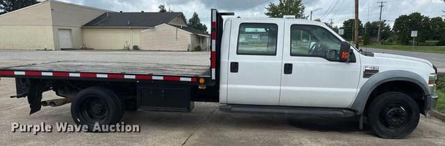 Image of Ford F-450 equipment image 3